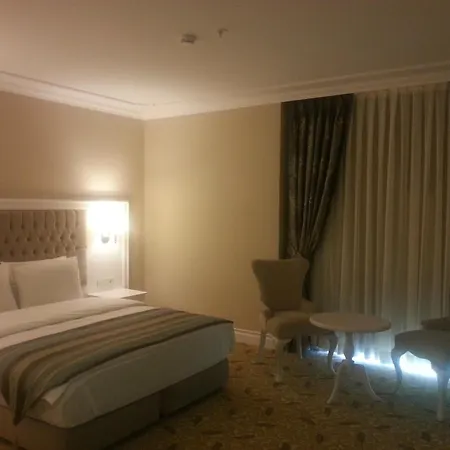 فندق Luxor Garden 4*