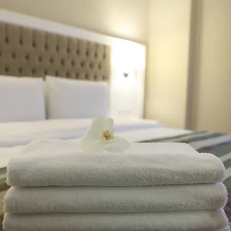 Luxor Garden Κοτζαελί